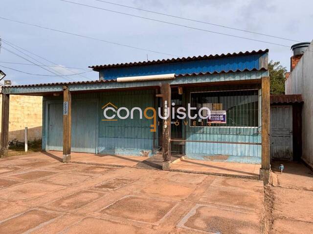 #30 - Casa para Venda em Santa Vitória do Palmar - RS - 1